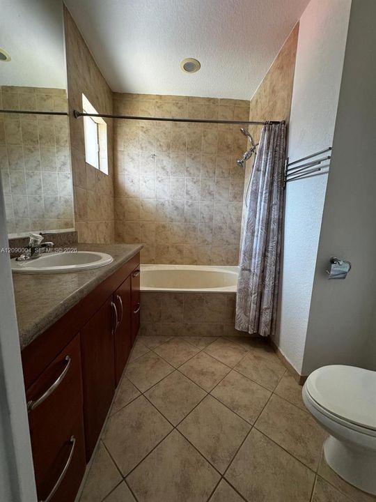 В аренду: $2,380 (2 спален, 2 ванн, 1150 Квадратных фут)