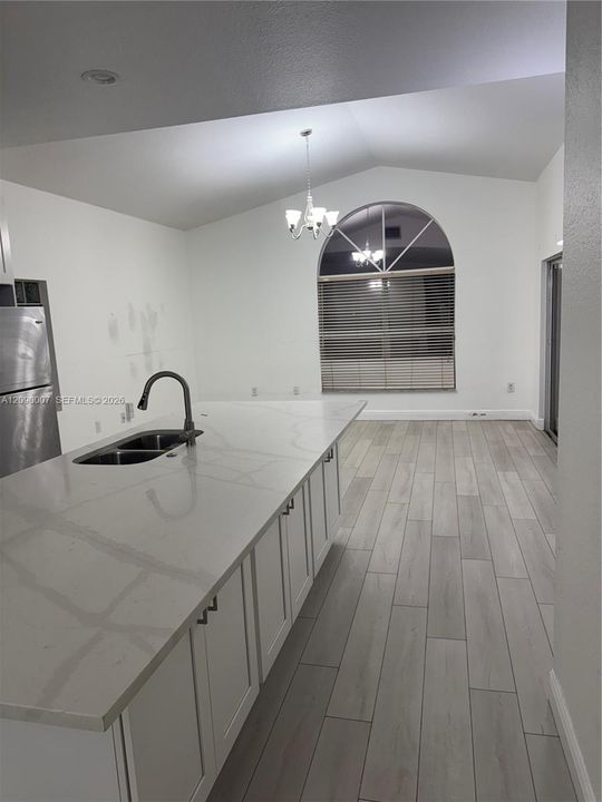 For Rent: $4,200 (4 beds, 2 baths, 2366 Square Feet)