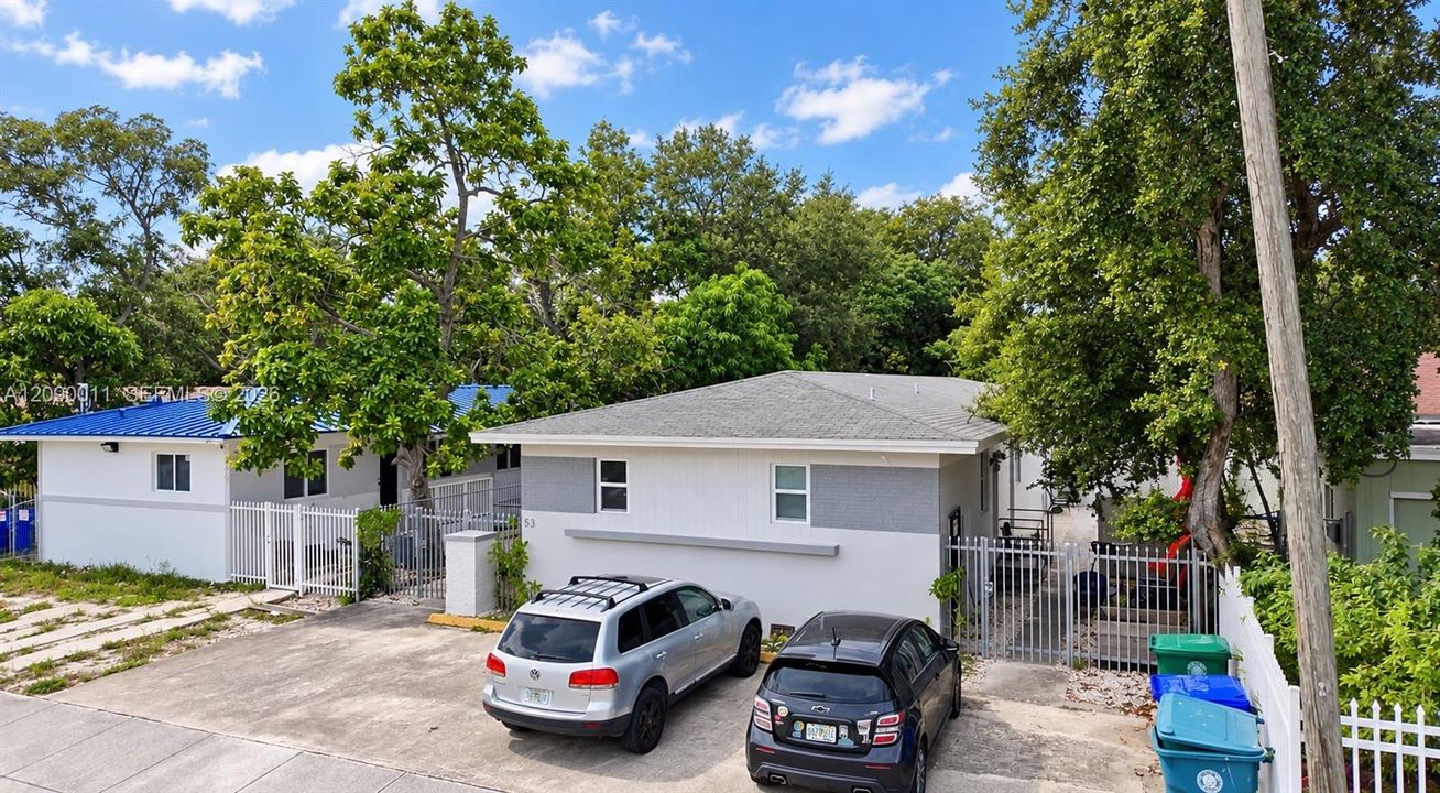 For Sale: $1,315,000 (0 beds, 0 baths, 2486 Square Feet)
