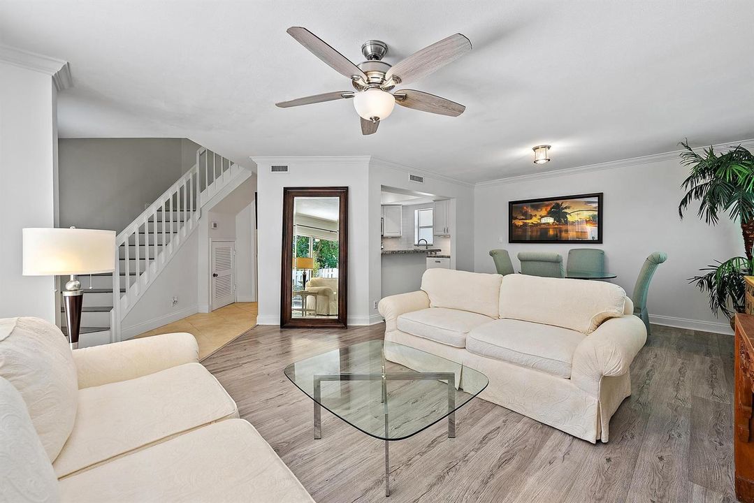 154 Seabreeze Circle-8