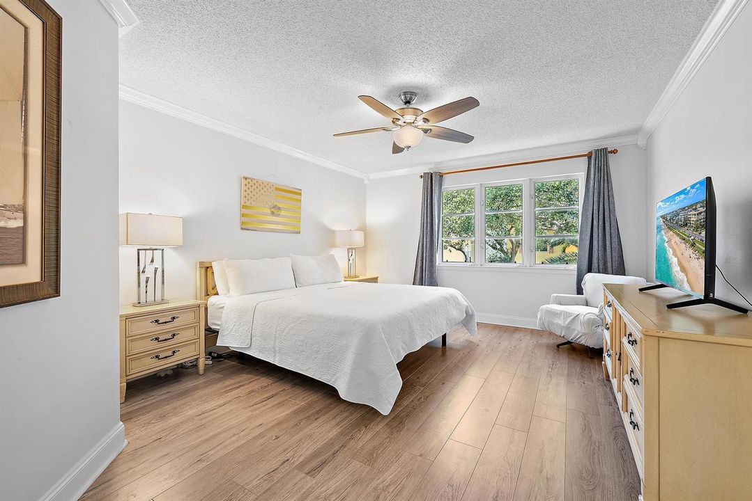 154 Seabreeze Circle-11