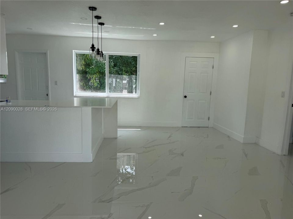 For Sale: $495,000 (4 beds, 2 baths, 1164 Square Feet)