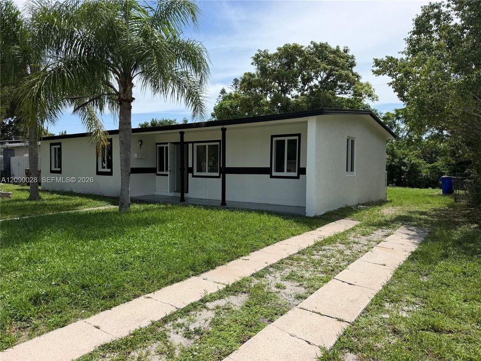 For Sale: $495,000 (4 beds, 2 baths, 1164 Square Feet)