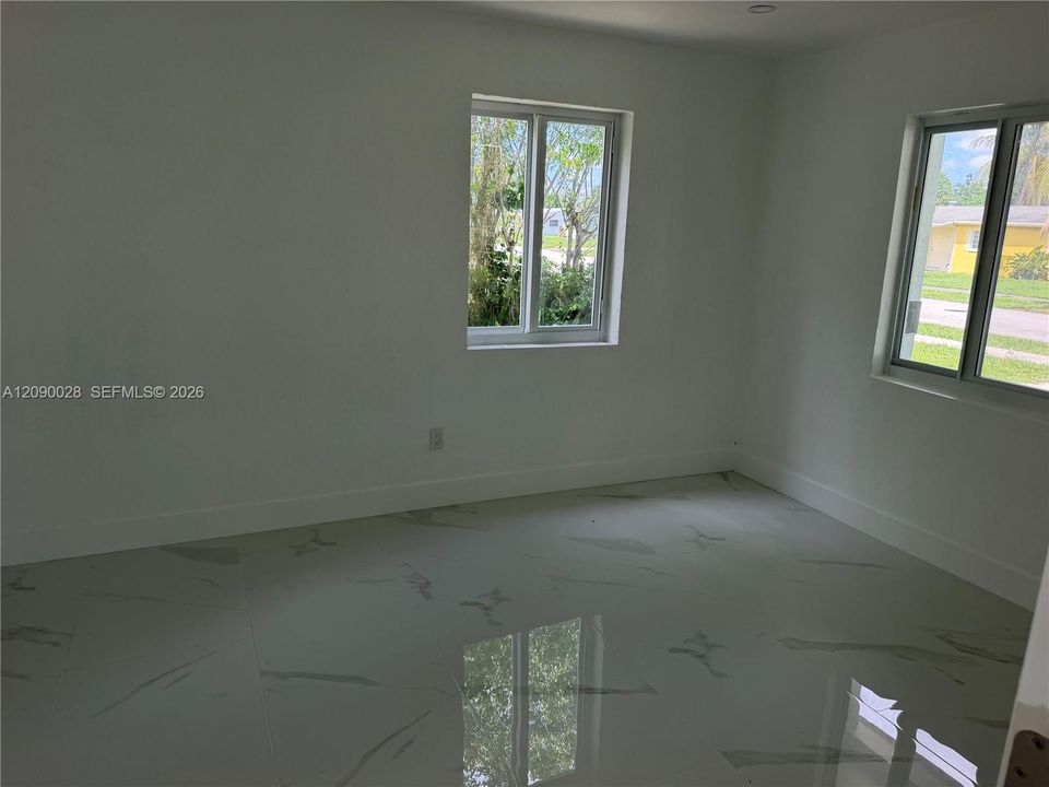 For Sale: $495,000 (4 beds, 2 baths, 1164 Square Feet)