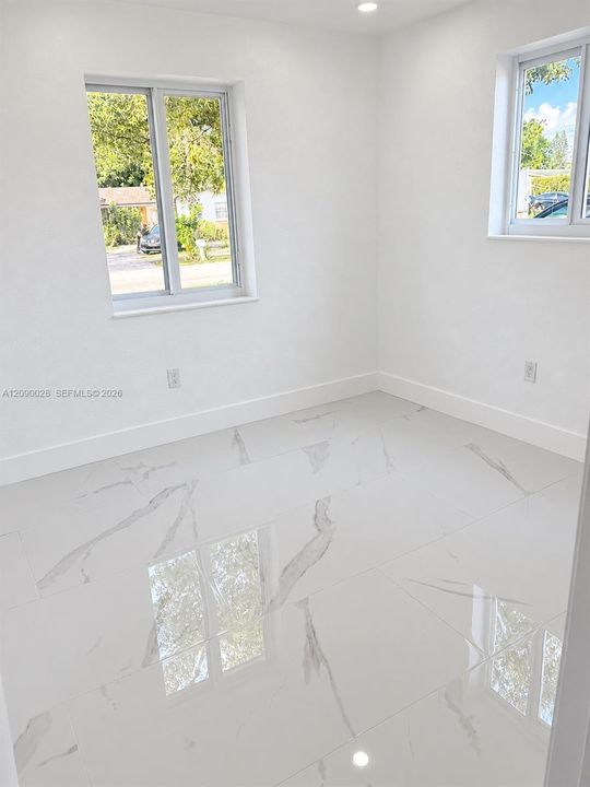 For Sale: $495,000 (4 beds, 2 baths, 1164 Square Feet)
