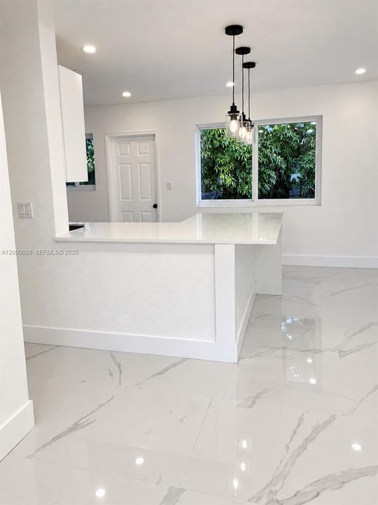 For Sale: $495,000 (4 beds, 2 baths, 1164 Square Feet)
