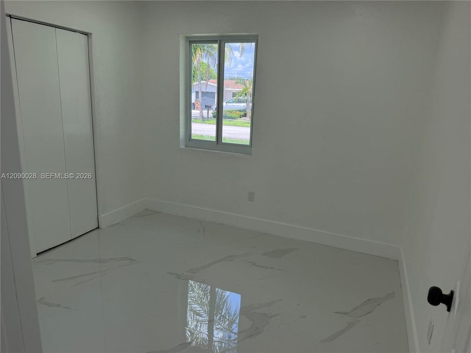 For Sale: $495,000 (4 beds, 2 baths, 1164 Square Feet)