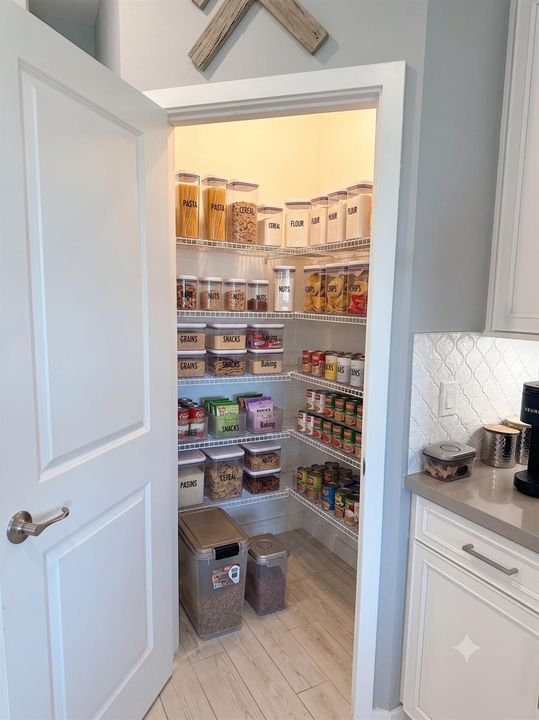 IMG_1292-Kitchen pantry