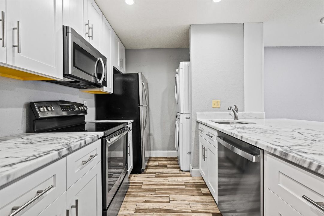 7739 Balboa St Sunrise_MLS-11
