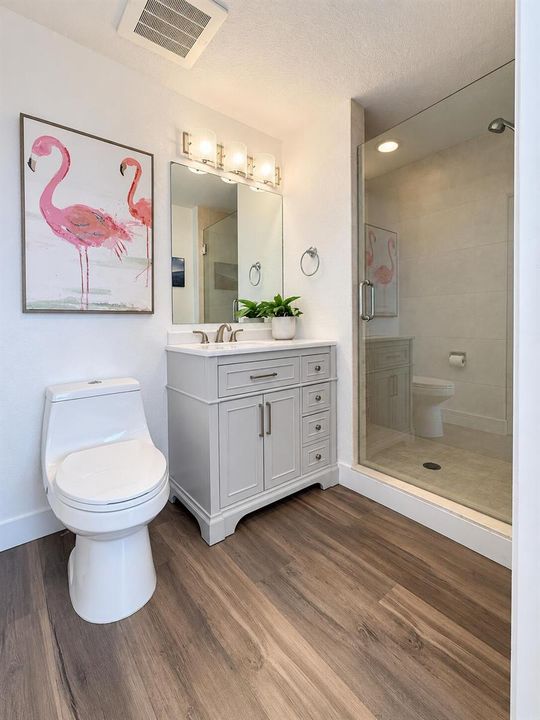 2nd Full Bathroom