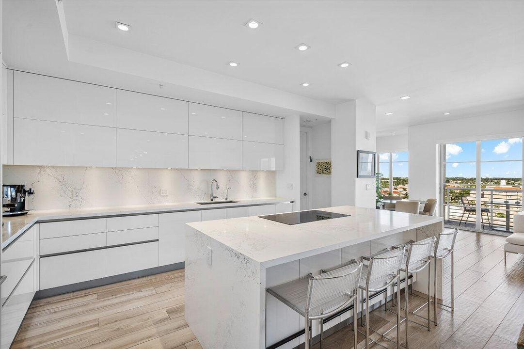 007-155EastBocaRatonRoad-1015-BocaRaton-