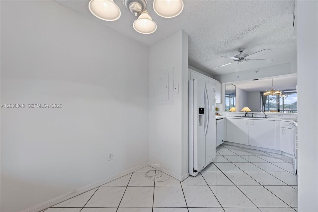 En Venta: $179,900 (2 camas, 2 baños, 1215 Pies cuadrados)