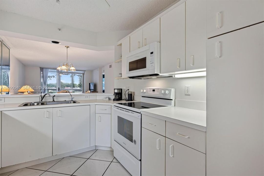 En Venta: $179,900 (2 camas, 2 baños, 1215 Pies cuadrados)