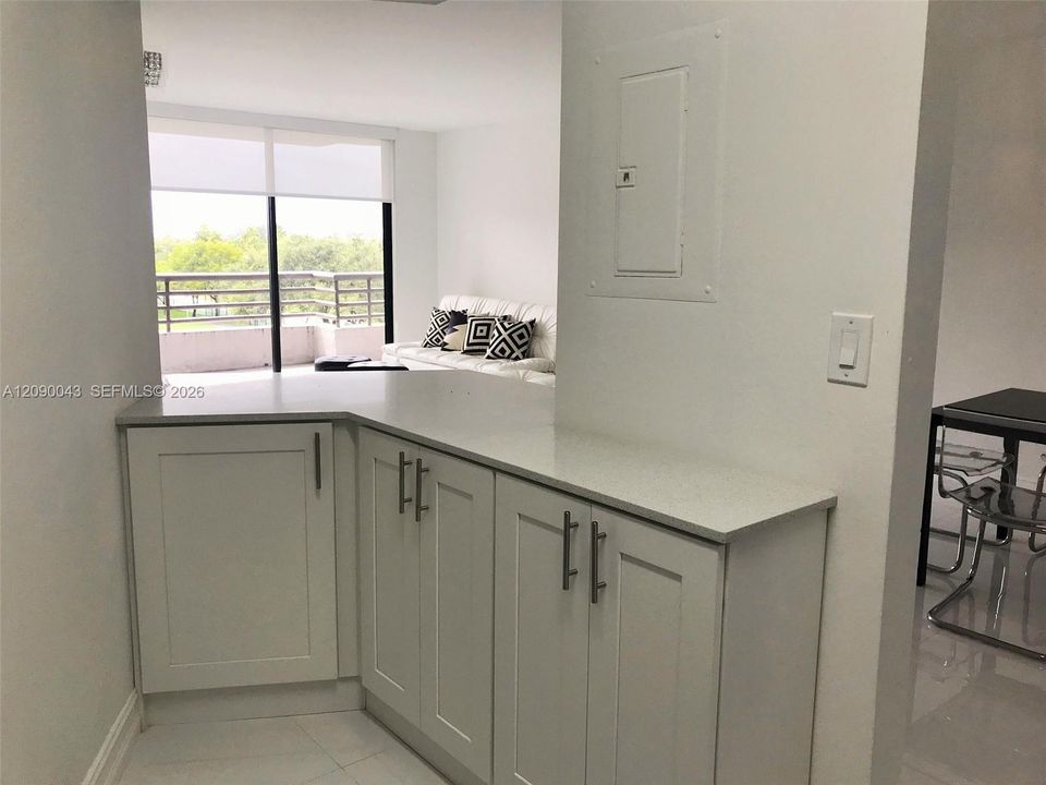En Venta: $375,000 (2 camas, 2 baños, 1104 Pies cuadrados)