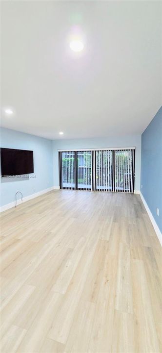 В аренду: $3,500 (2 спален, 2 ванн, 1121 Квадратных фут)