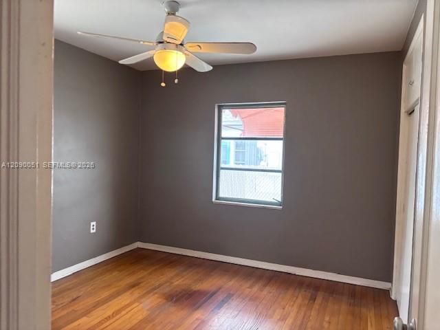 For Sale: $435,000 (2 beds, 1 baths, 1035 Square Feet)