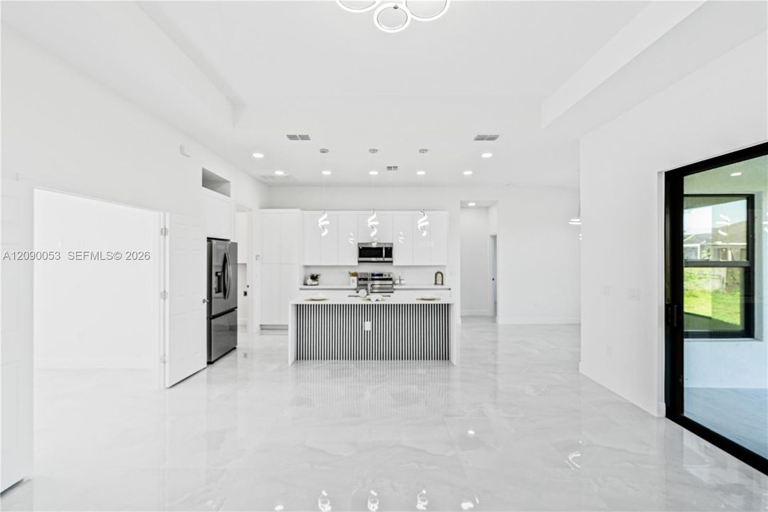 На продажу: $364,500 (3 спален, 2 ванн, 1760 Квадратных фут)