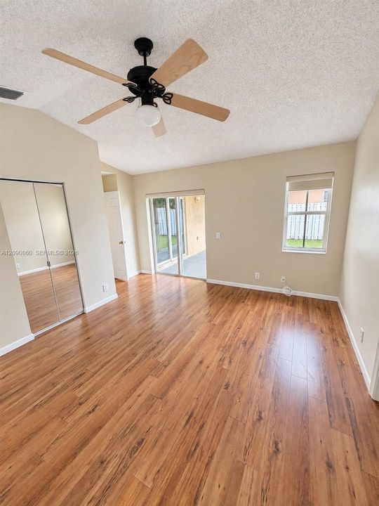 For Rent: $3,750 (3 beds, 2 baths, 1248 Square Feet)