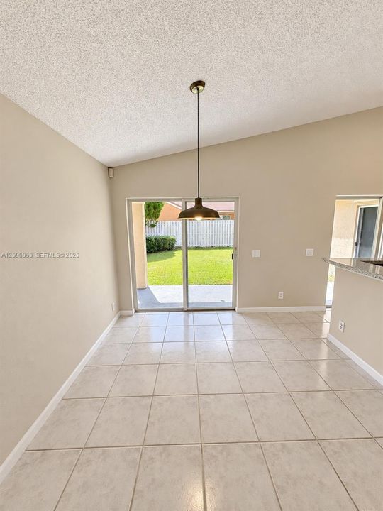 For Rent: $3,750 (3 beds, 2 baths, 1248 Square Feet)
