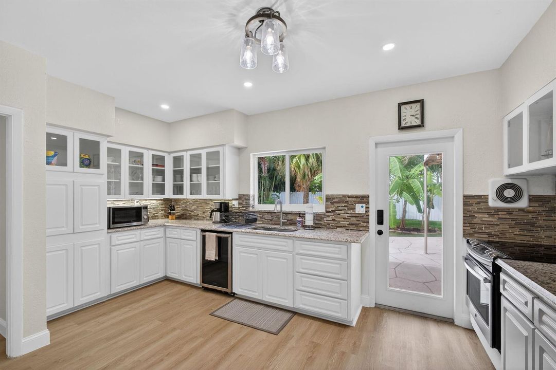 Open and Bright Kitchen