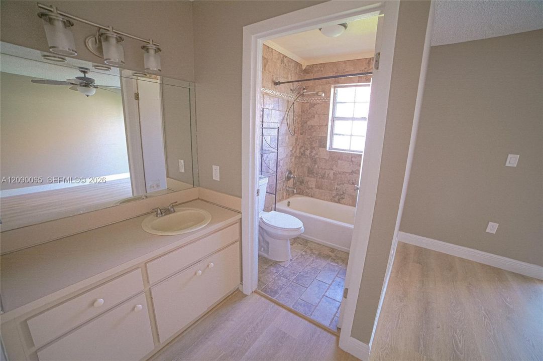 For Rent: $2,400 (2 beds, 2 baths, 1200 Square Feet)