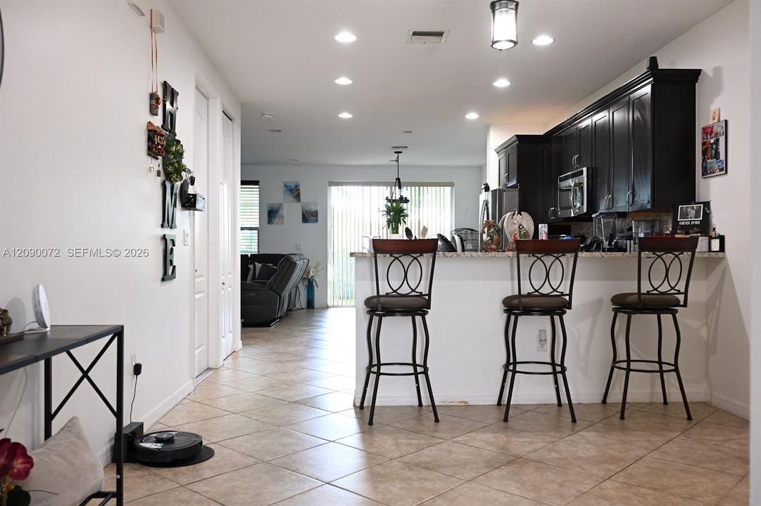 For Sale: $519,990 (3 beds, 2 baths, 1841 Square Feet)