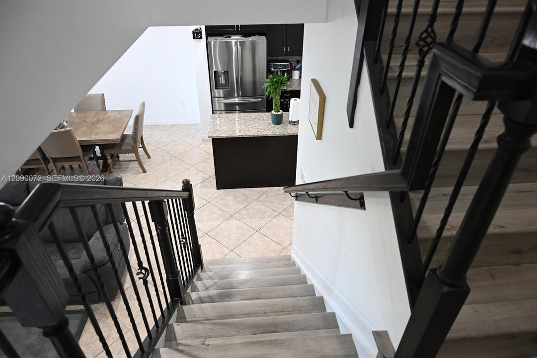 For Sale: $519,990 (3 beds, 2 baths, 1841 Square Feet)