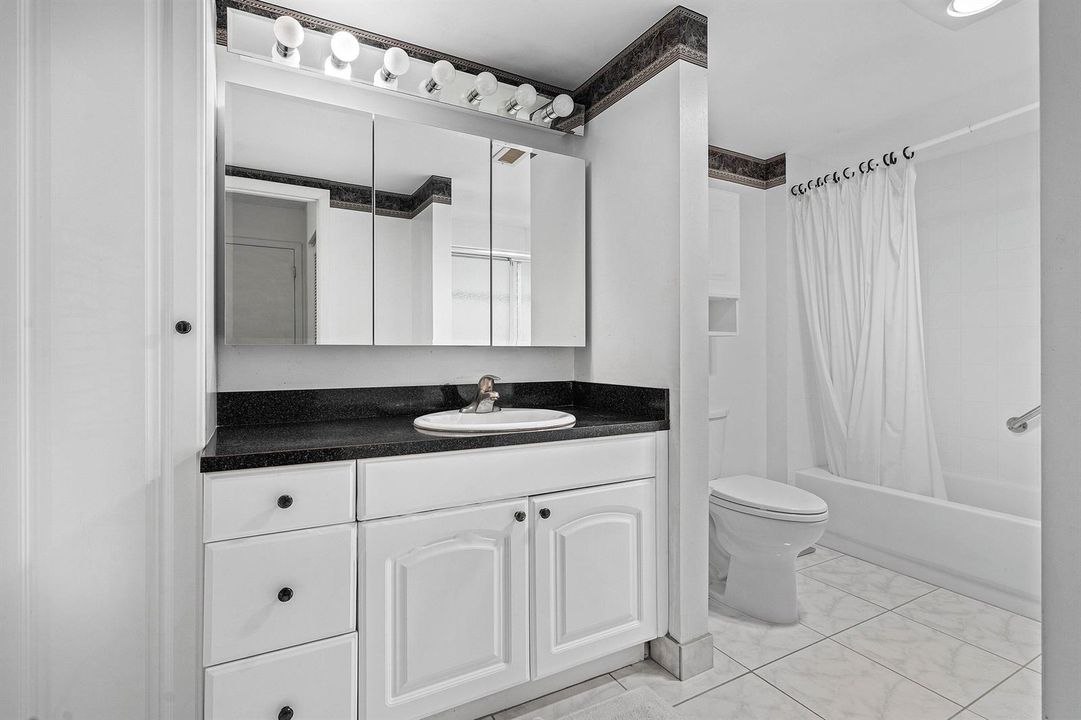 020-36StratfordLaneWest-F-BoyntonBeach-F