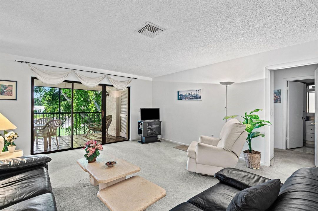 013-36StratfordLaneWest-F-BoyntonBeach-F