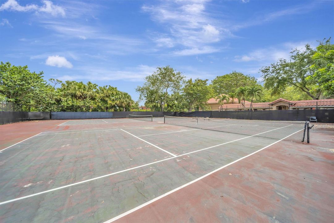 45_AMENITIES_TENNIS