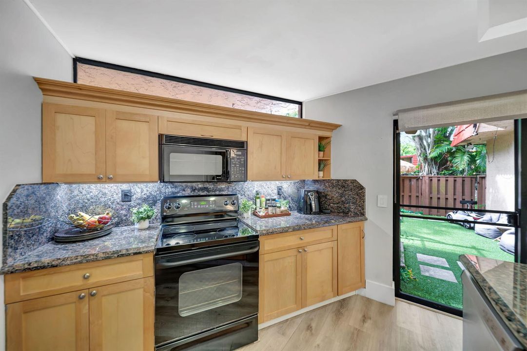 14B_KITCHEN_3