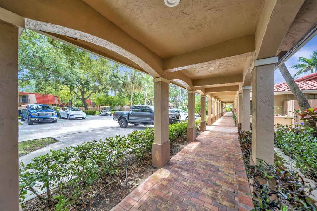 46_AMENITIES_CLUBHOUSE