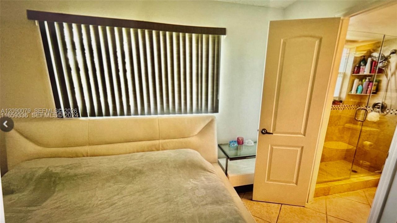 В аренду: $1,985 (1 спален, 1 ванн, 700 Квадратных фут)
