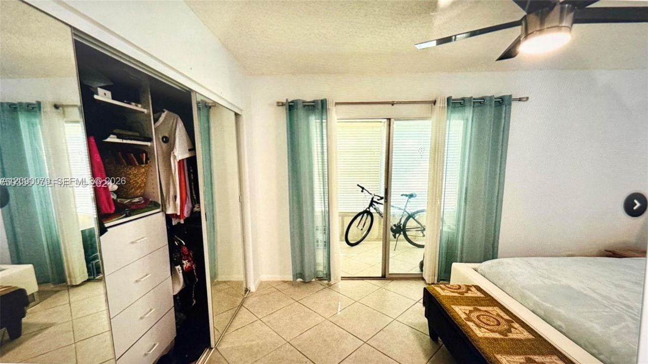 В аренду: $1,985 (1 спален, 1 ванн, 700 Квадратных фут)