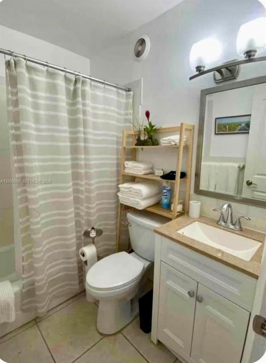 В аренду: $2,400 (2 спален, 1 ванн, 1557 Квадратных фут)