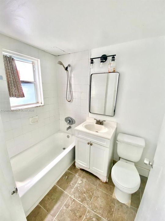 В аренду: $1,900 (1 спален, 1 ванн, 428 Квадратных фут)