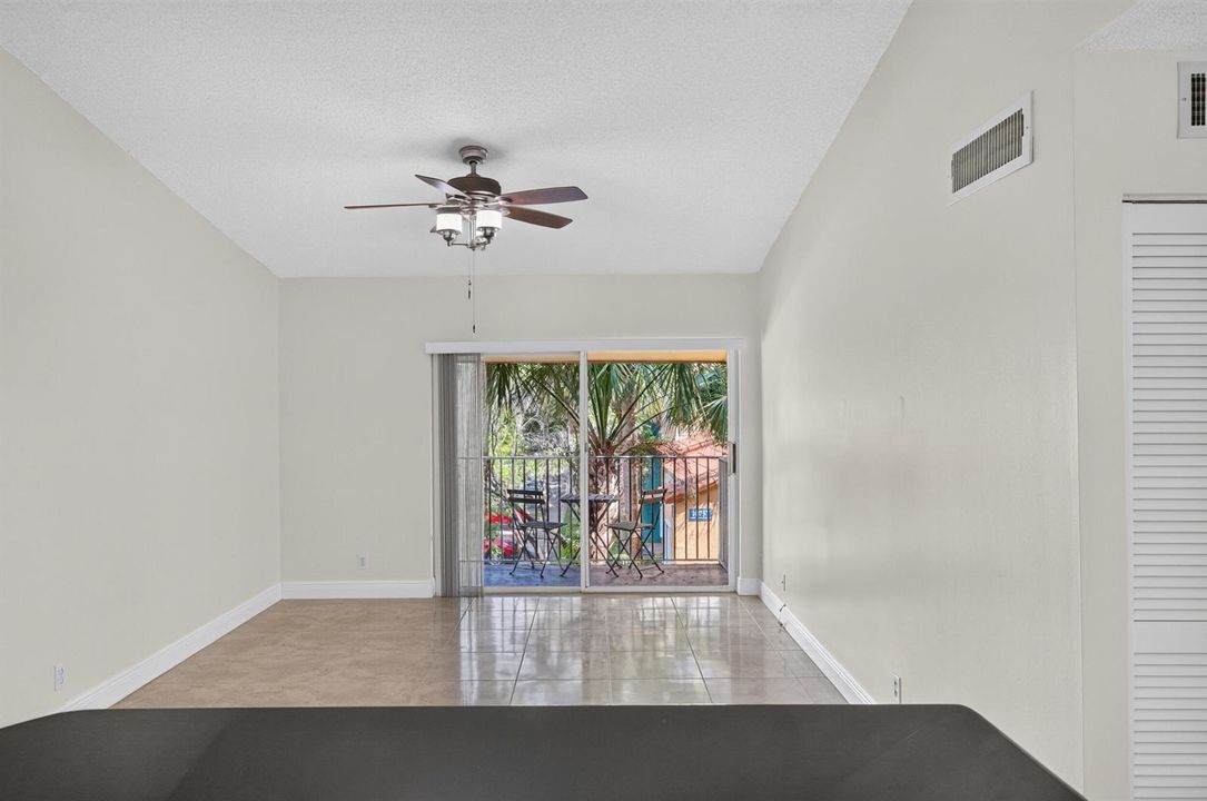 10765 apt 307-10