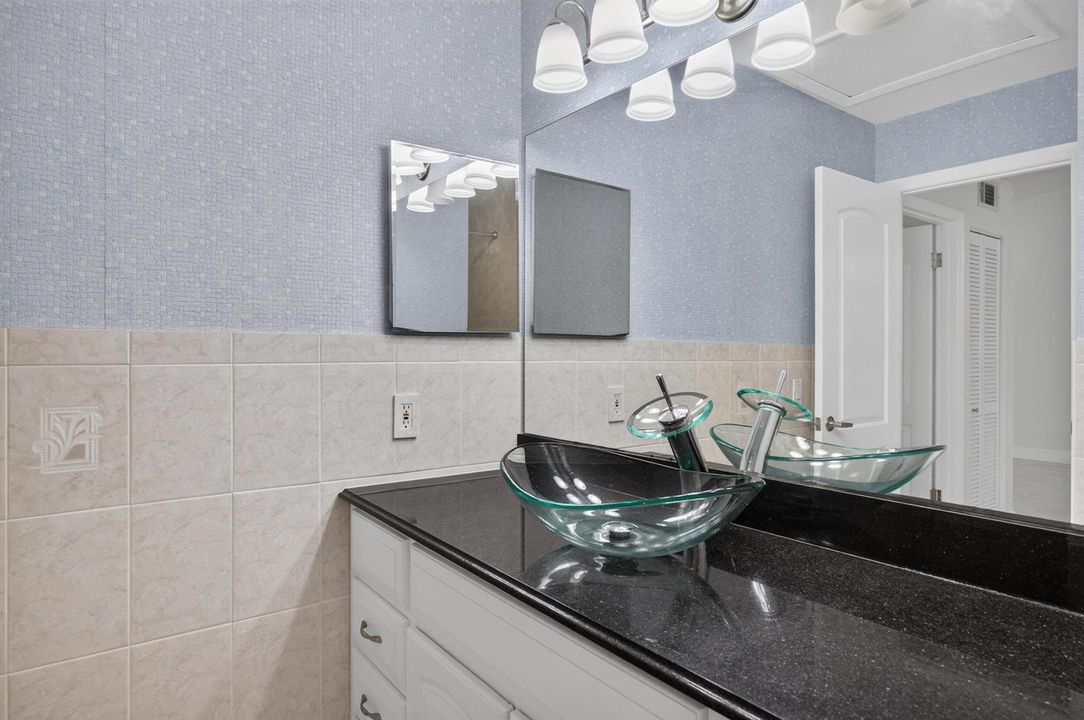 10765 apt 307-25