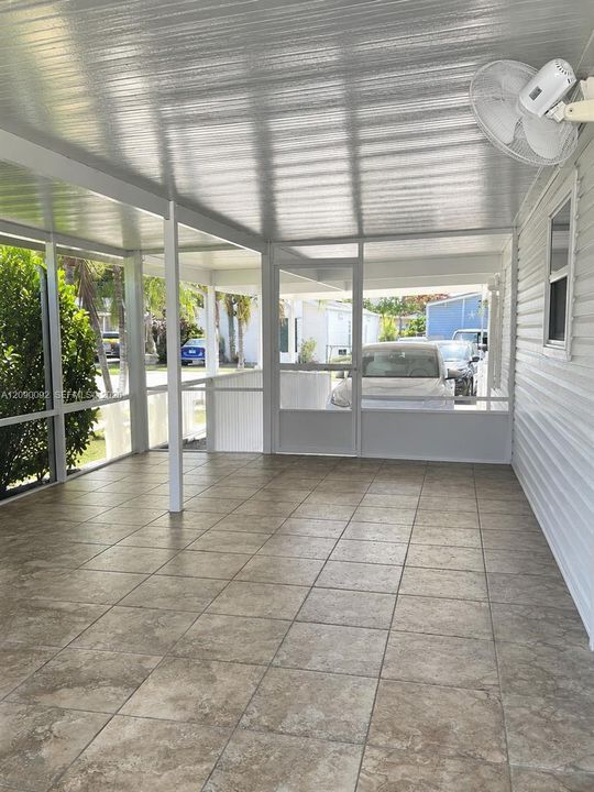For Sale: $295,000 (3 beds, 2 baths, 1430 Square Feet)