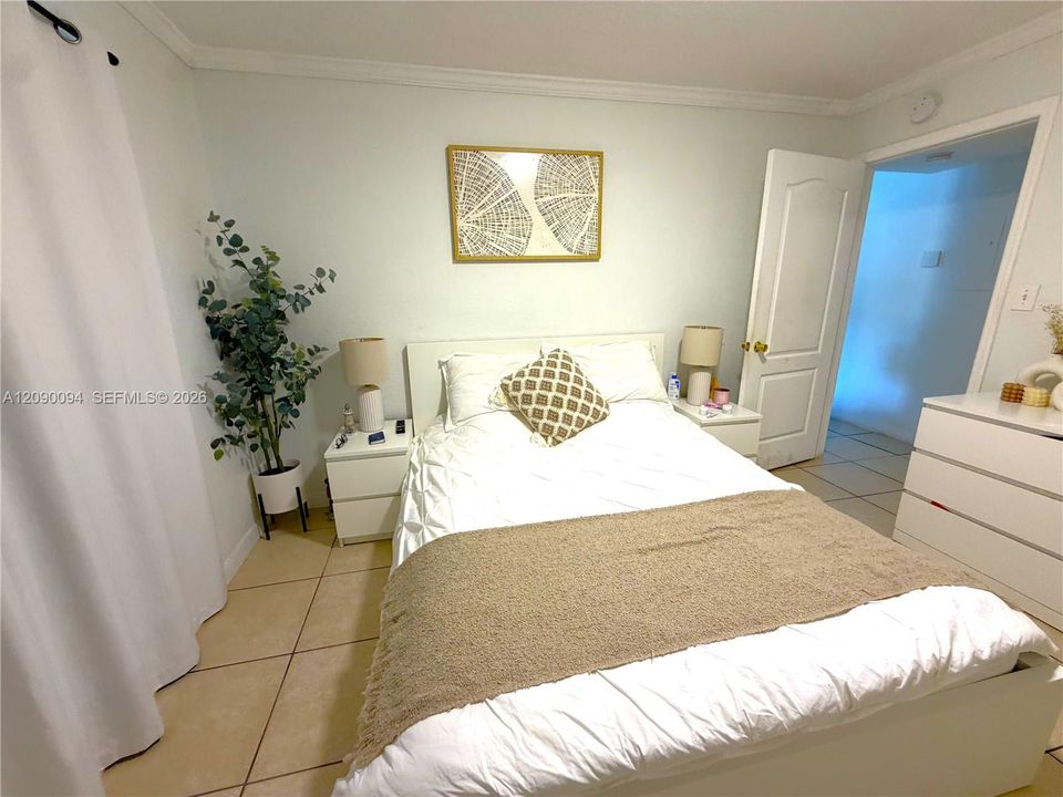 В аренду: $2,500 (2 спален, 2 ванн, 926 Квадратных фут)