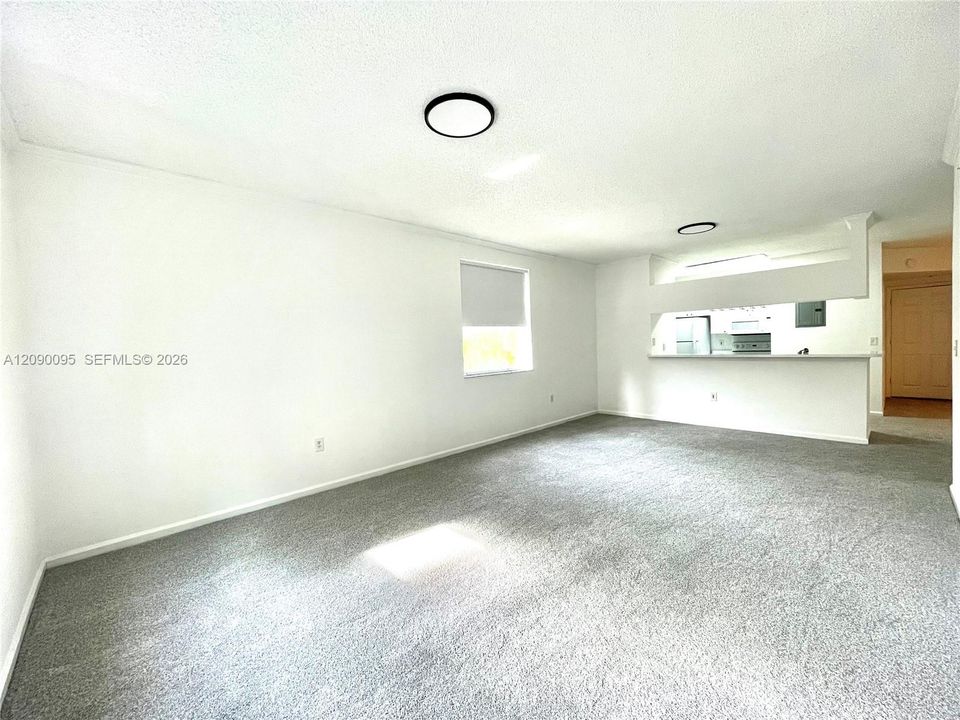 В аренду: $2,600 (2 спален, 2 ванн, 934 Квадратных фут)