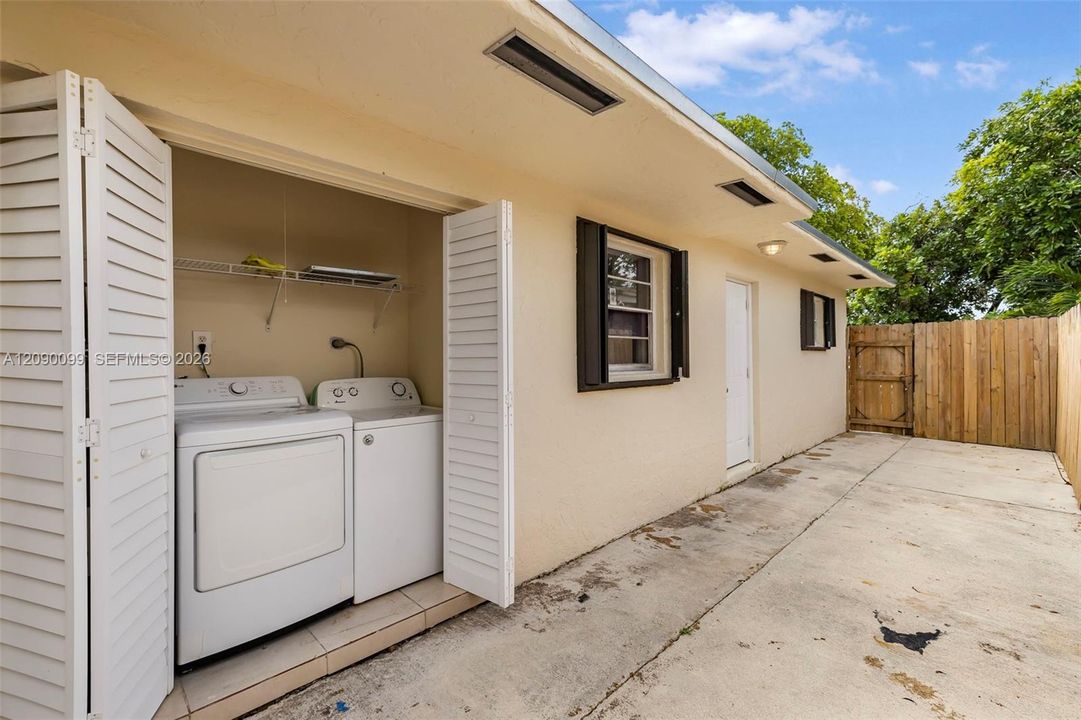Laundry Unit A