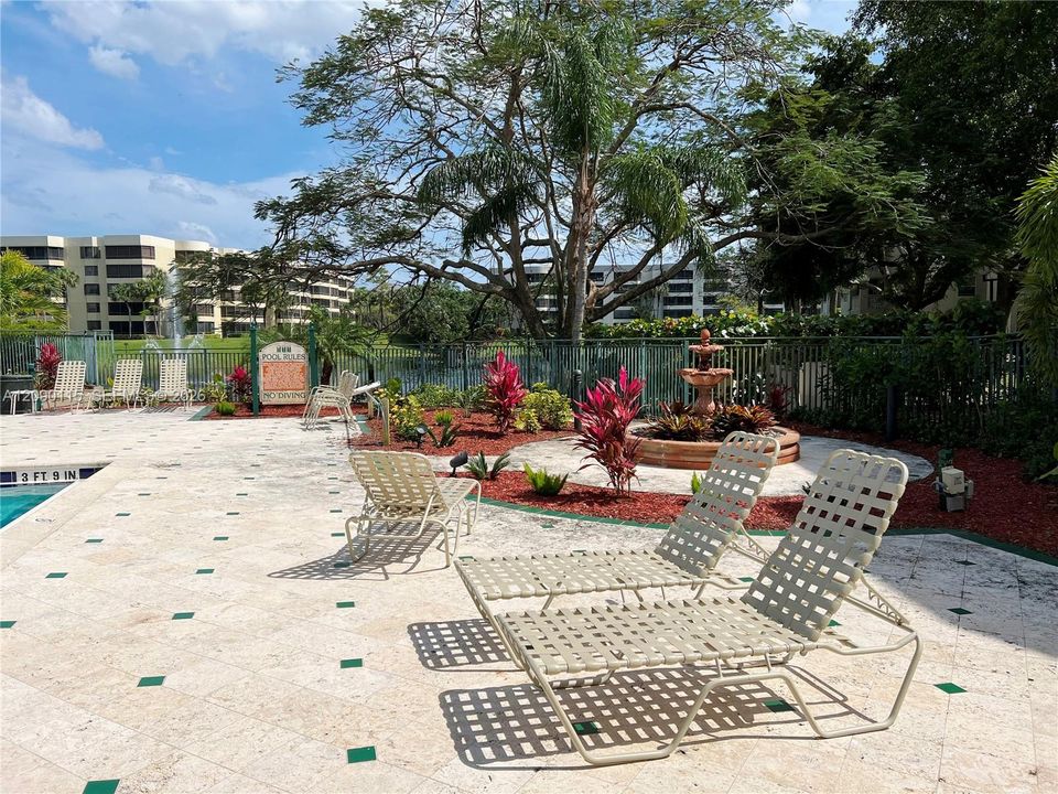 В аренду: $2,350 (2 спален, 2 ванн, 1042 Квадратных фут)