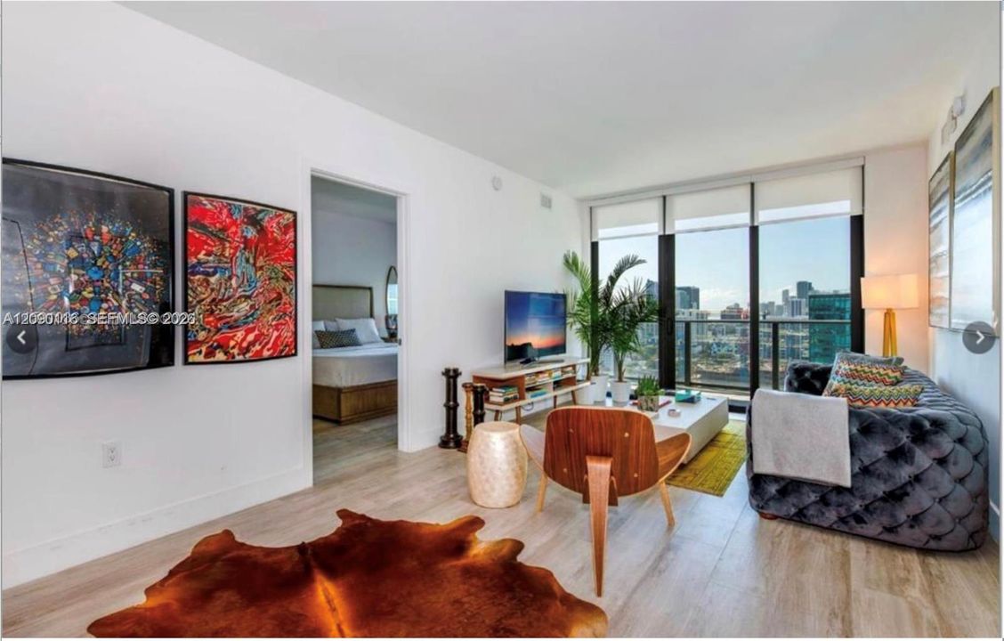 For Rent: $6,500 (2 beds, 2 baths, 1045 Square Feet)