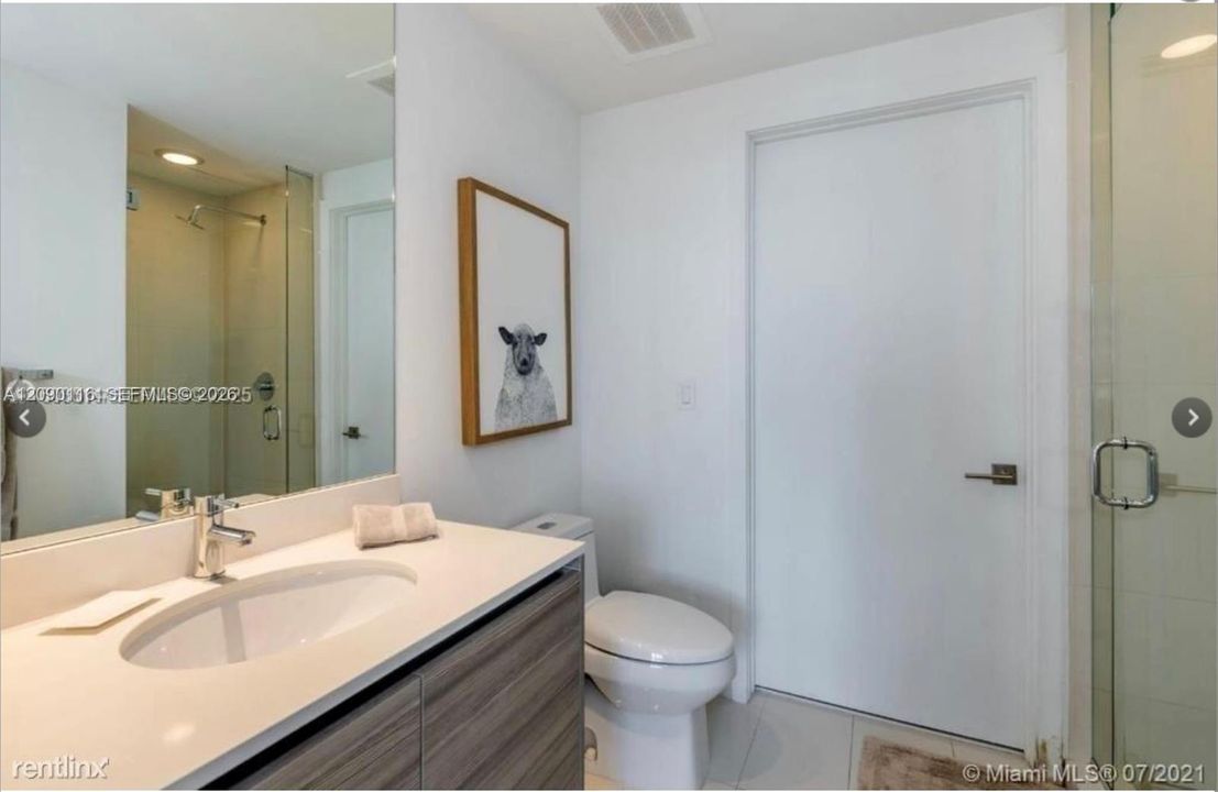 For Rent: $6,500 (2 beds, 2 baths, 1045 Square Feet)