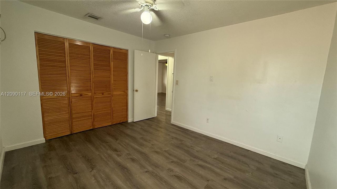 For Rent: $2,250 (2 beds, 1 baths, 3328 Square Feet)