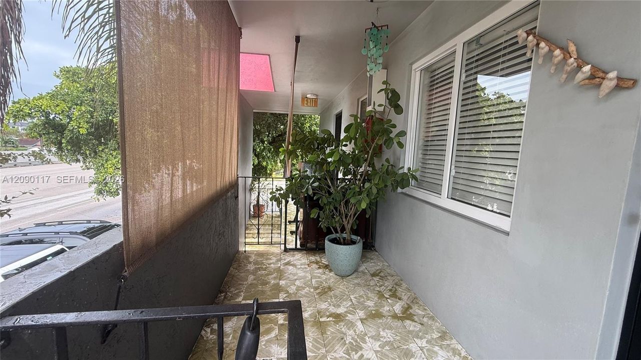 For Rent: $2,250 (2 beds, 1 baths, 3328 Square Feet)