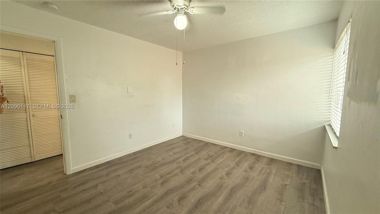 For Rent: $2,250 (2 beds, 1 baths, 3328 Square Feet)