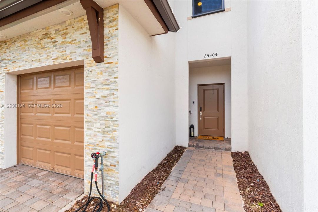 En Venta: $455,000 (3 camas, 2 baños, 1772 Pies cuadrados)
