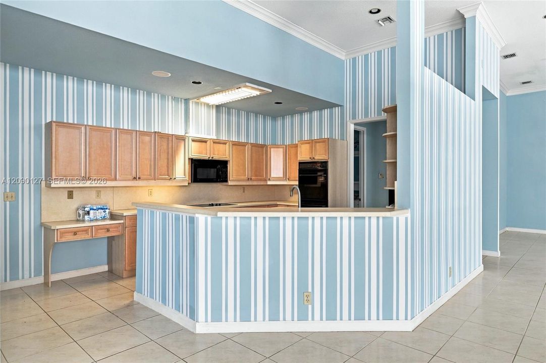 For Sale: $819,000 (4 beds, 3 baths, 2648 Square Feet)